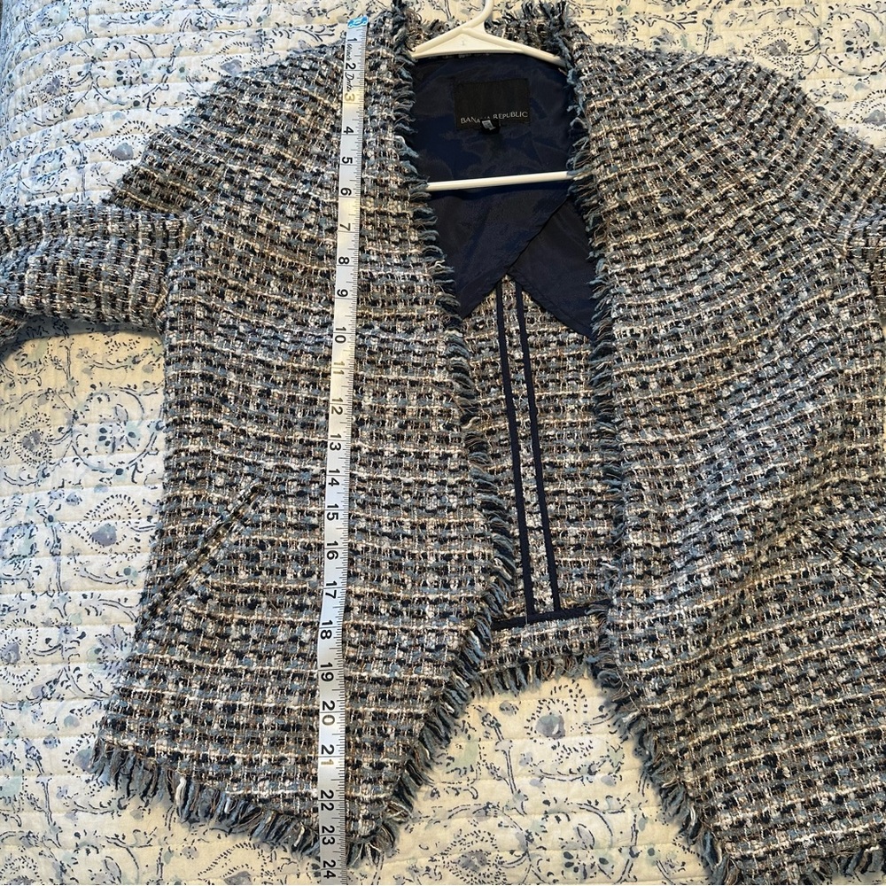 Banana Republic Collarless Metallic Tweed Blazer in Coastal Blue Size 6 💙🩵🤍 - Picture 10 of 13